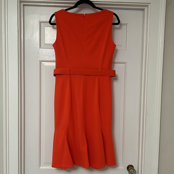 Calvin Klein women’s size 10 sleeveless belted dress. Orange. Zippered back. - Picture 4 of 4